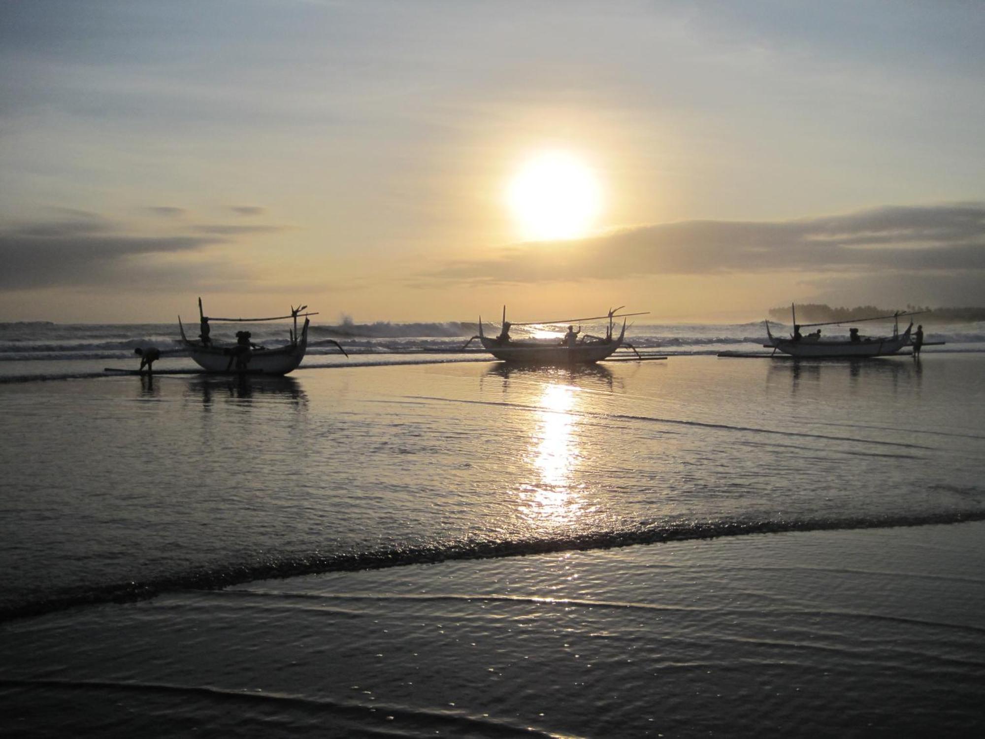 Puri Dajuma Beach Eco-Resort & Spa Pulukan Eksteriør bilde